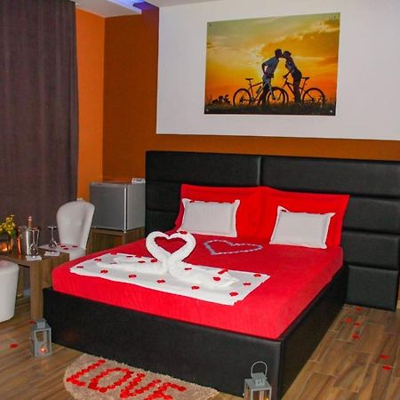 Hotel Golden Shkodra Kültér fotó