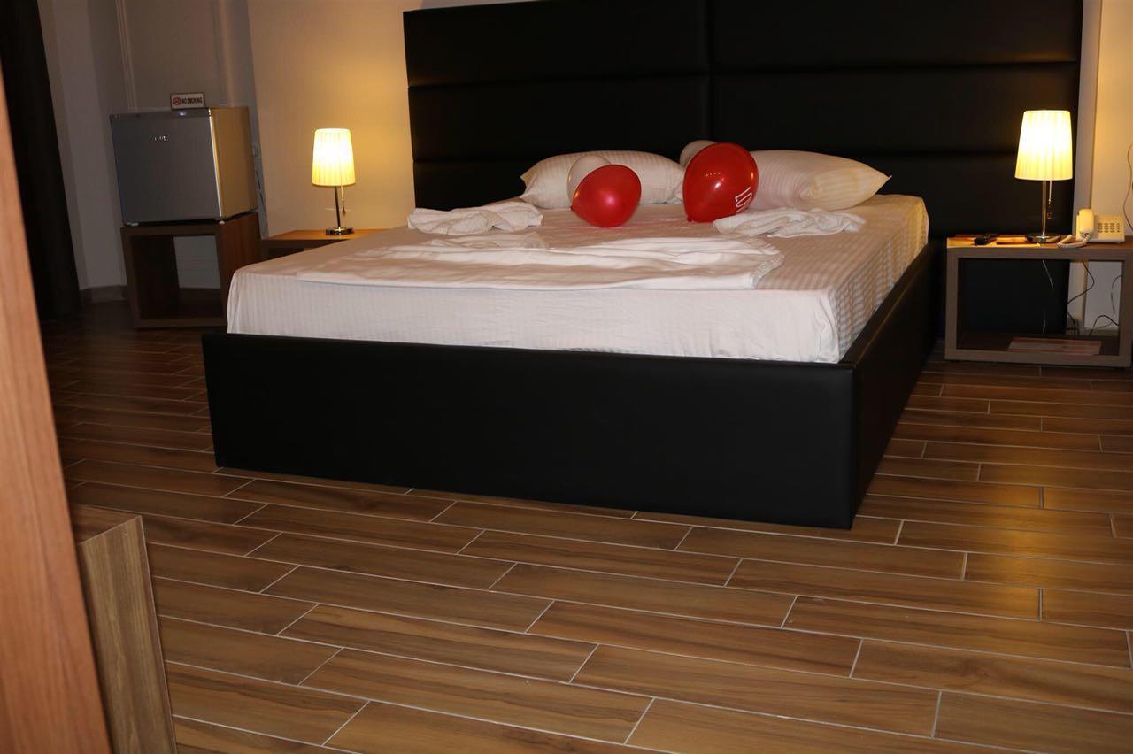 Hotel Golden Shkodra Kültér fotó