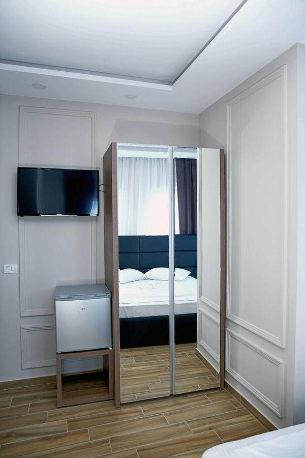 Hotel Golden Shkodra Kültér fotó