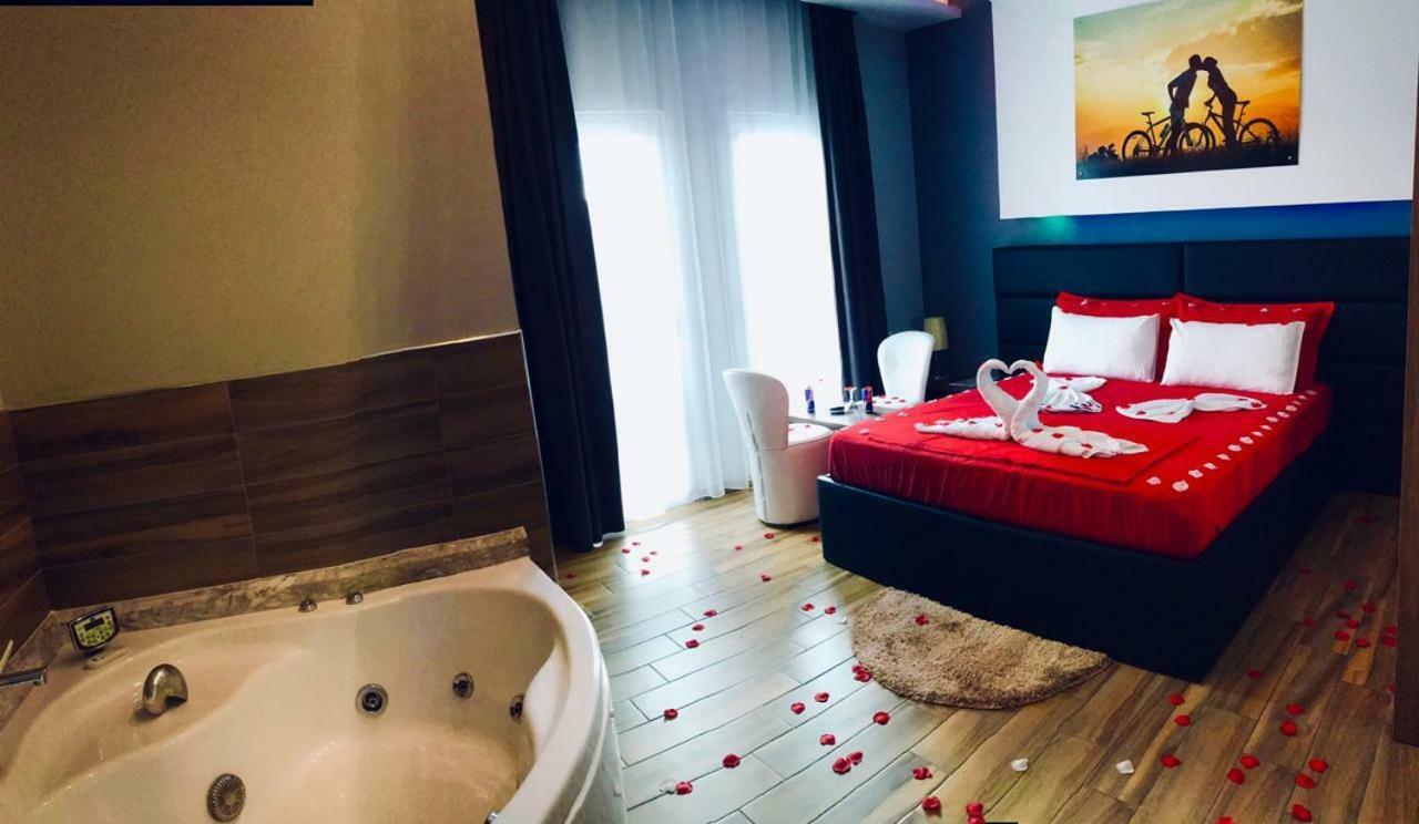 Hotel Golden Shkodra Kültér fotó
