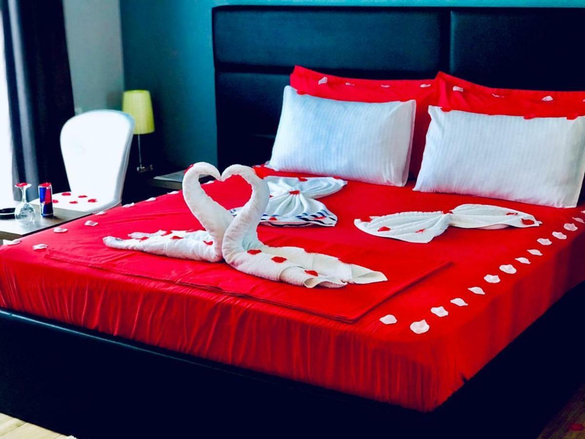Hotel Golden Shkodra Kültér fotó