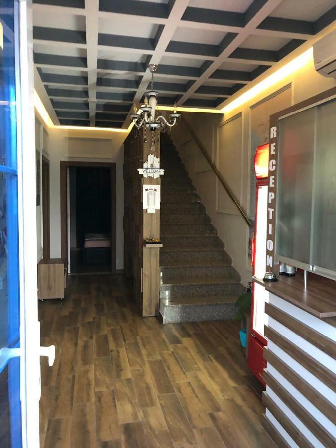 Hotel Golden Shkodra Kültér fotó